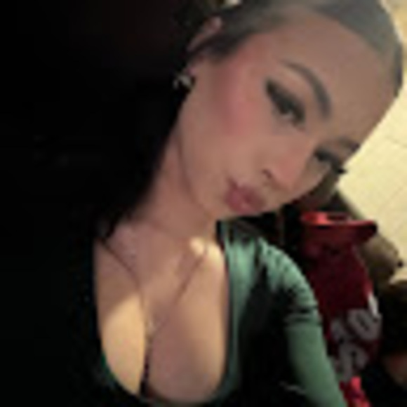 Meet your Posher, Raelyn - Picture 1 of 1